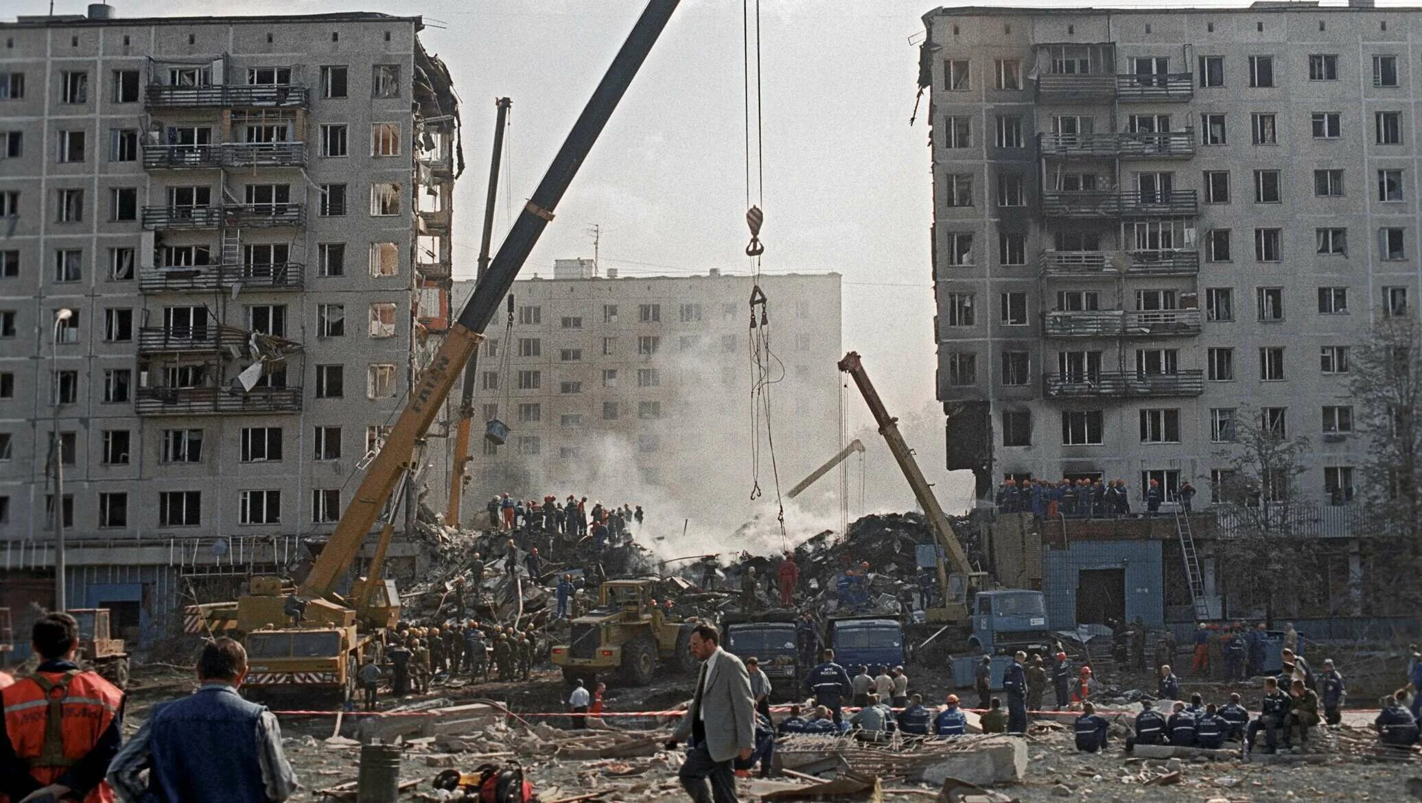 Теракт а москве. Теракт в Москве 1999 Гурьянова. Теракт на улице Гурьянова 1999. Взрыв дома на Гурьянова 1999.