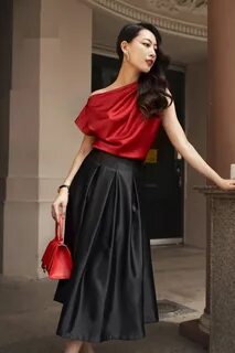 Бетінде отырған куннилингус кискасы