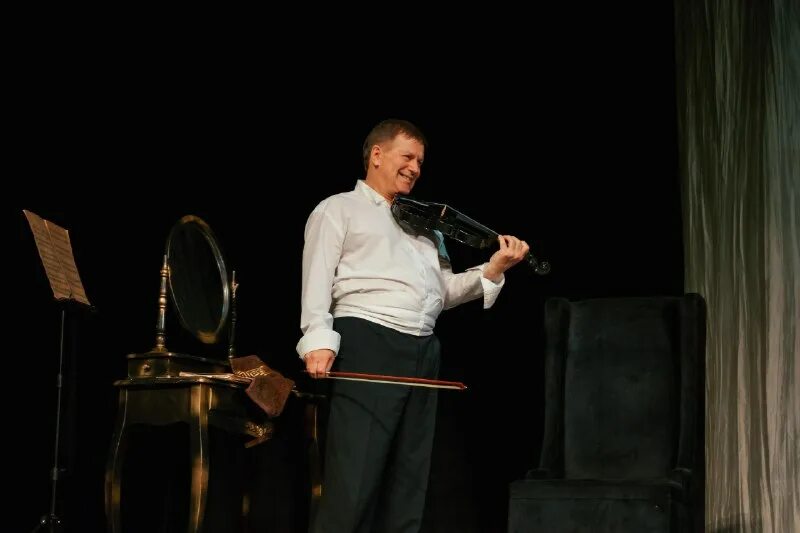 Собачье сердце спектакль богданов. Спектакль собачье сердце химичев. Спектакль собачье сердце с ливановым. Спектакль собачье сердце с ливановым. Ливанов спектакли.