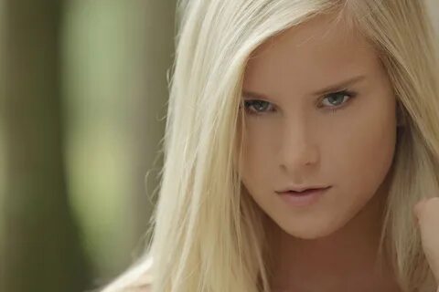 Free Download Marry Queen Images 1 on our website with great care. 