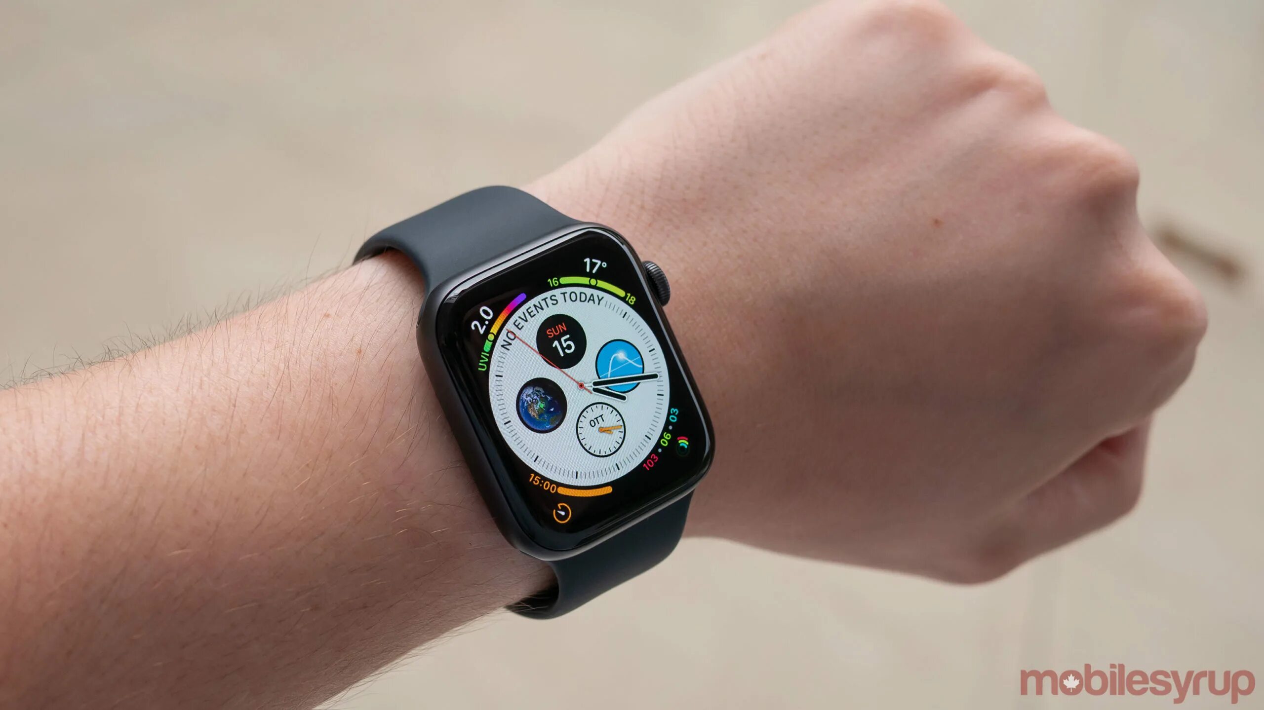 Watch series is. Apple watch se 44. Эпл вотч 7 зеленые. Apple watch se GPS 40mm Green. Apple watch se 2023 GPS 44mm Silver.