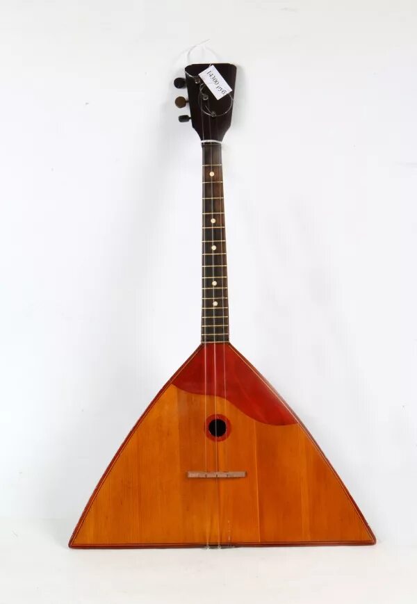 балалайка прима. балалайка балалайкер. инструменты народного оркестра балалайка. балалайка струнные щипковые музыкальные инструменты. народный музыкальный инструмент балалайка.