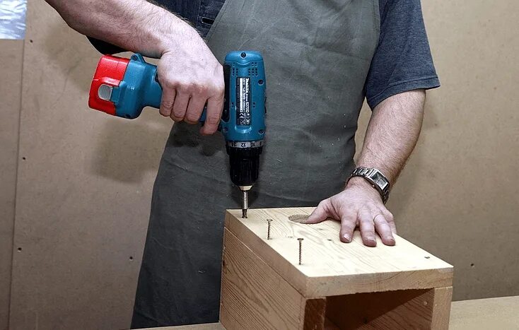 Составьте задачу по таблице и решите её. Крепление скворечника к дереву. Технологическая карта изготовления скворечника. Крепеж скворечника к дереву. Инструменты нужные для скворечника.