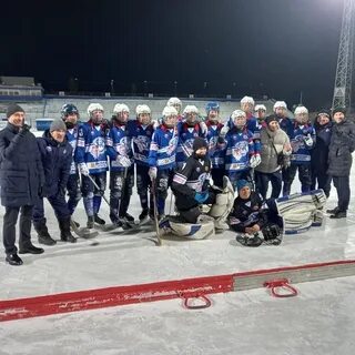 Хоккей киров