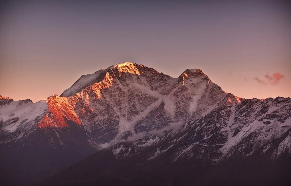 7 mountains. Гора Донгузорун-Чегет-Карабаши. Донгуз орун Баши гора. Ледник семерка Приэльбрусье. Ледник семерка Чегет.