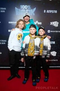 100 волк кто озвучивал
