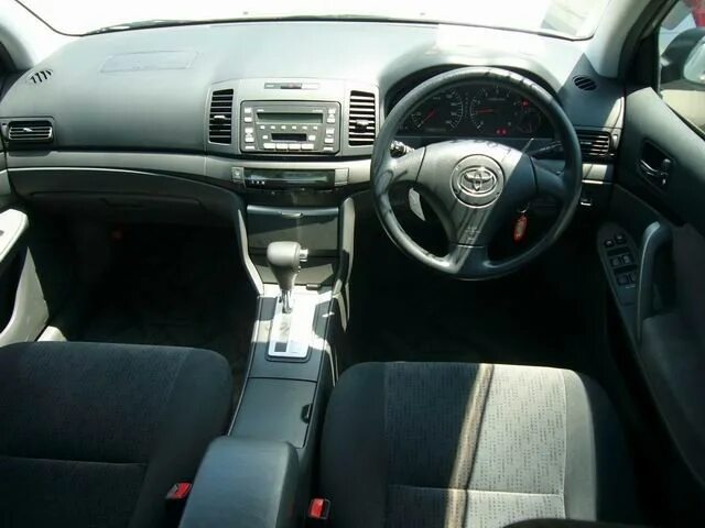 Toyota allion t260. Toyota allion 2. Allion 260 салон. Тойота премио 2008 салон. Toyota allion 2002 салон.