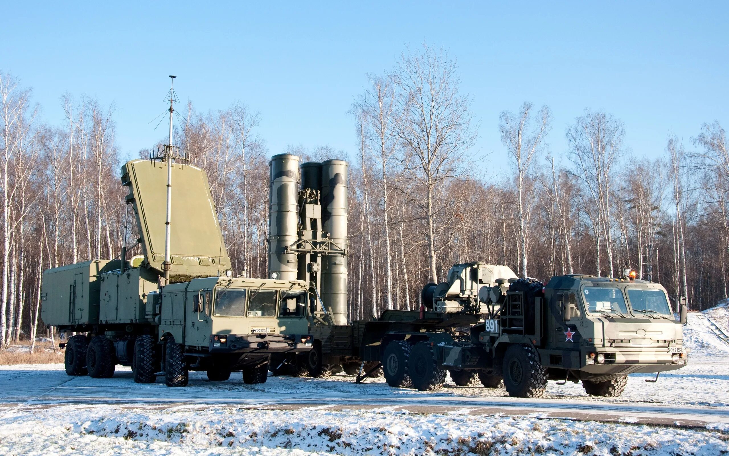 Сколько стоит с 400. ПВО С-400 Триумф. Ракетный комплекс с 400 Триумф. Зенитная ракетная система с-400. Енитно-ракетный комплекс с-400 "Триумф".