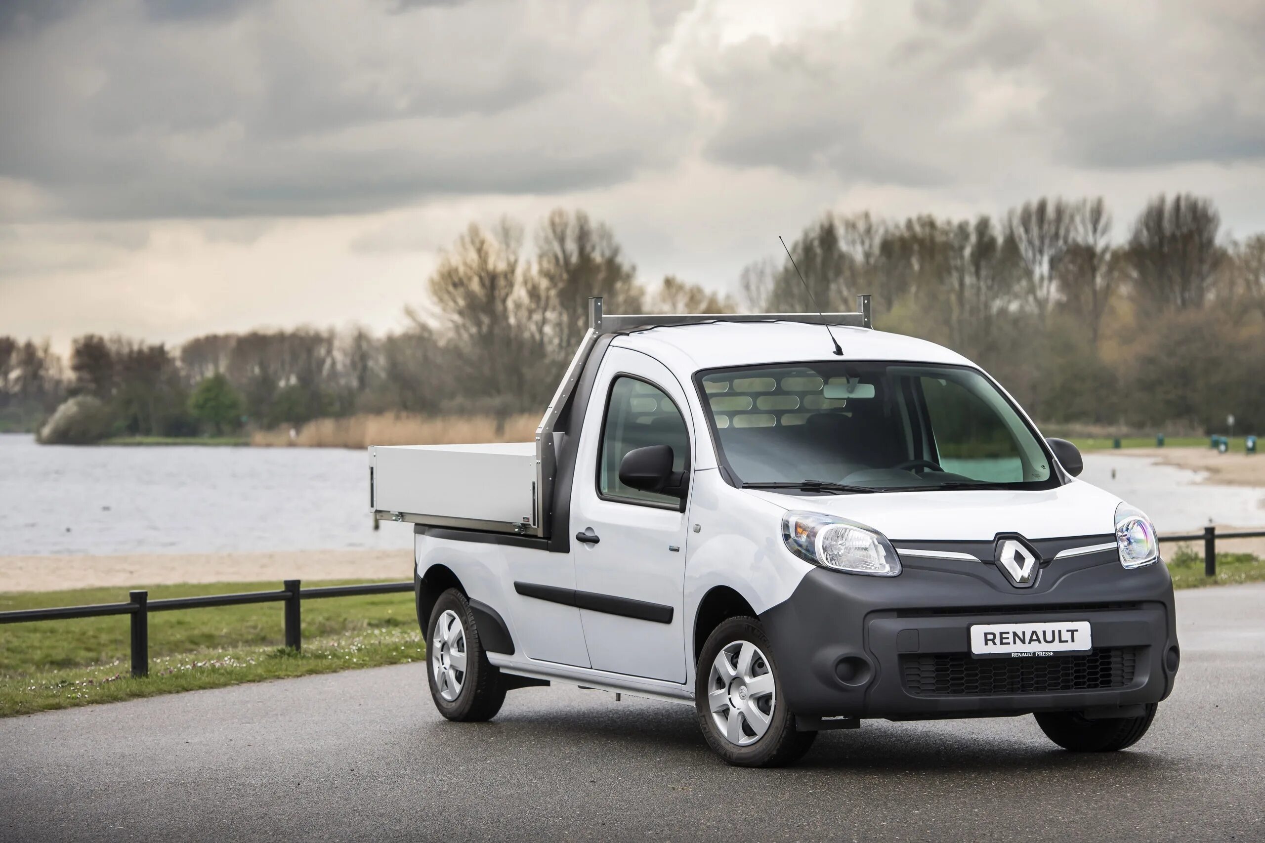 Renault Kangoo. Renault Kangoo z. Рено Кангу 2019. Renault Kangoo z.e..