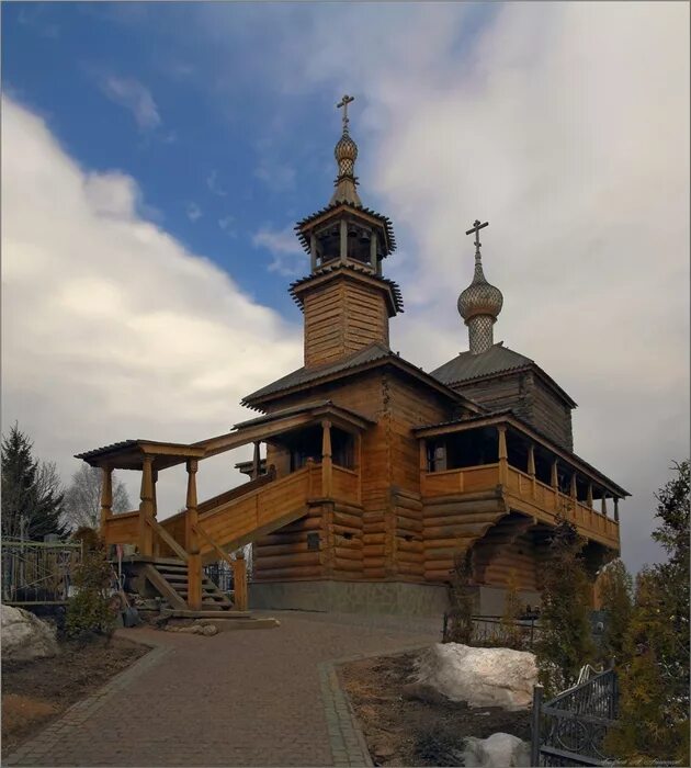 Высокое боровск. Храм бориса и глеба в боровске. Покровская церковь (боровск). Россия калужская область город боровск храм бориса и глеба. Покровская церковь (боровск).