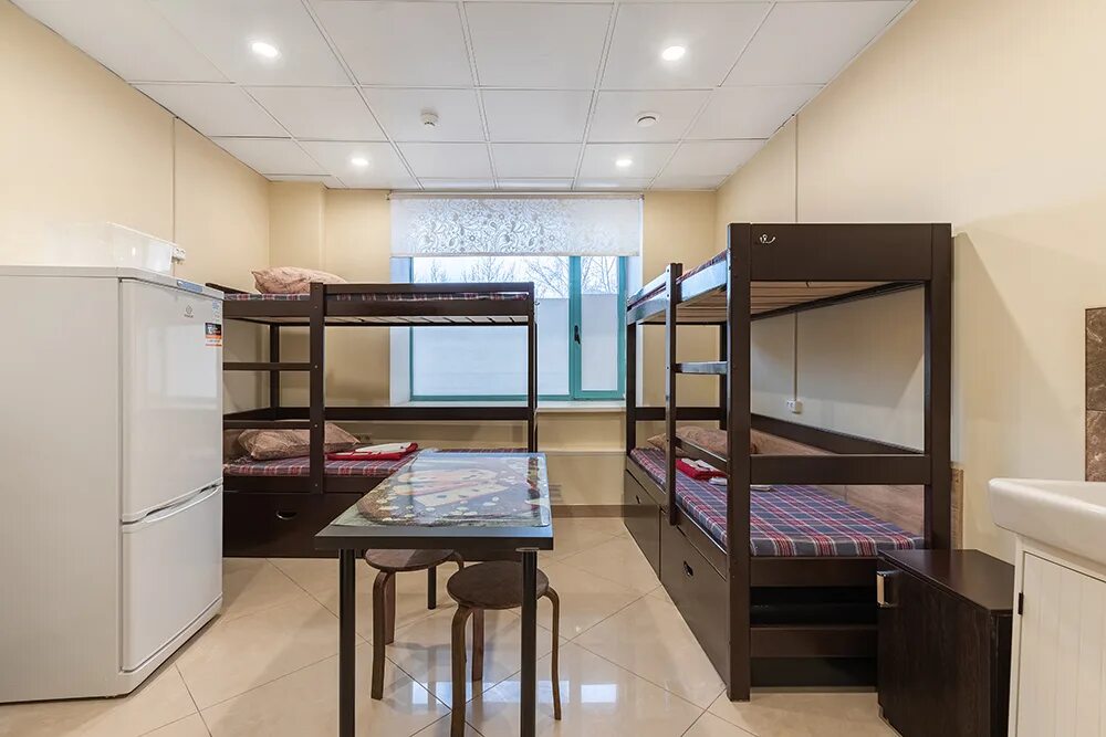 Общежитие в переделкино. Хостел на боровой. Хостел ленинский проспект 29 строение 6. Хостел на ленинском. Хостел 1 на ленинском москва.