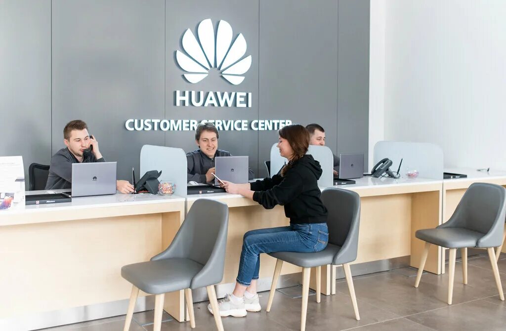 Сервисный huawei honor. Сервисный центр Huawei. Сервис Хуавей. СЦ Huawei. К?В-центр Хуавей.