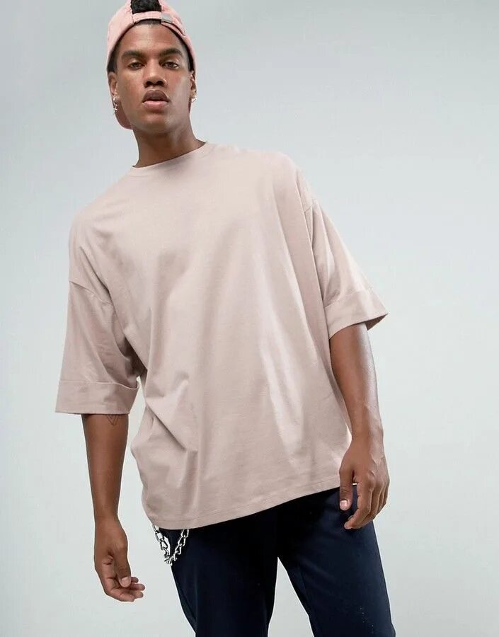 Как называется футболка оверсайз. Asos футболка оверсайз. футболка оверсайз мужская. длинная футболка мужская оверсайз. широкие футболки мужские.
