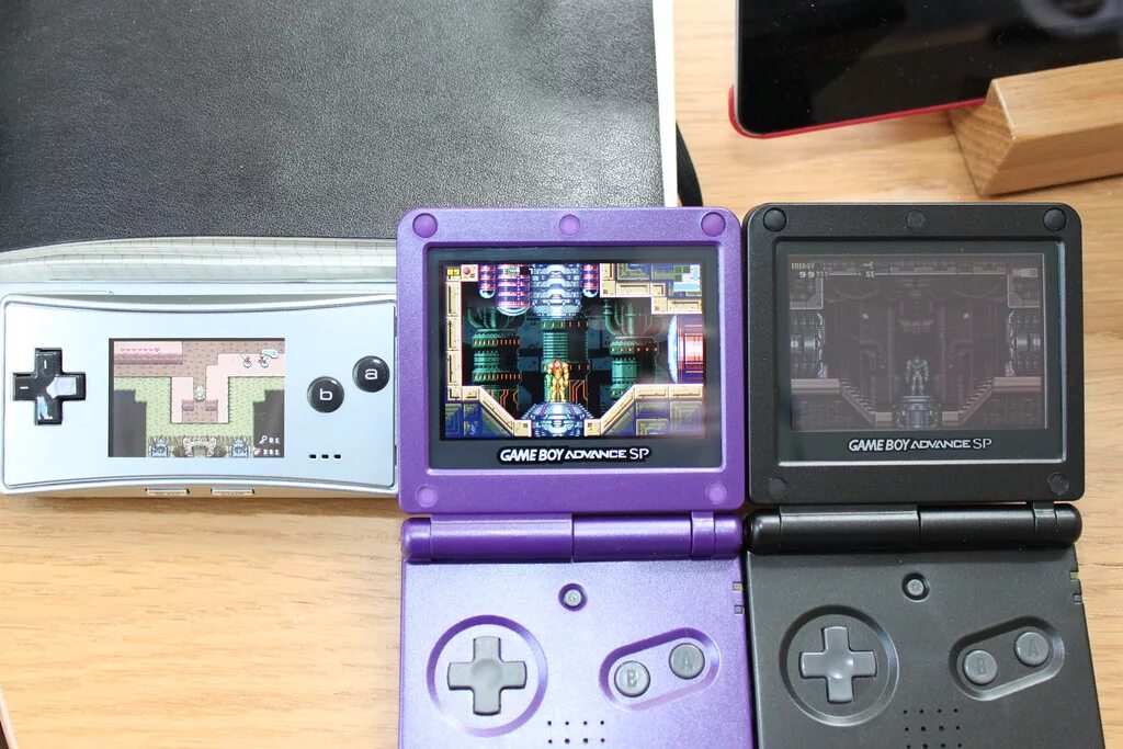 Игра game advance. Геймбой адванс микро. геймбой бмо. геймбой адванс сп коробка. game boy advance sp кастом.