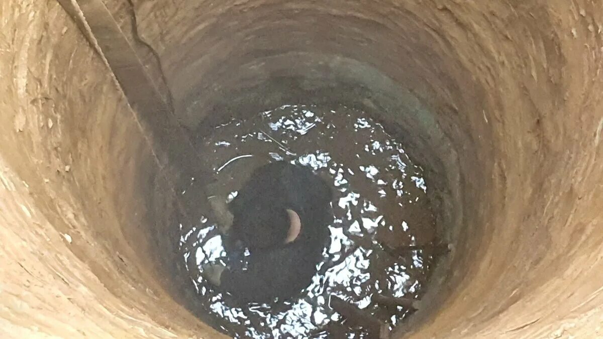 фирмы по копанию колодцев. крышка для септика домик. фирмы по копанию колодцев. колодцы солнечногорск. колодцы клинский район.