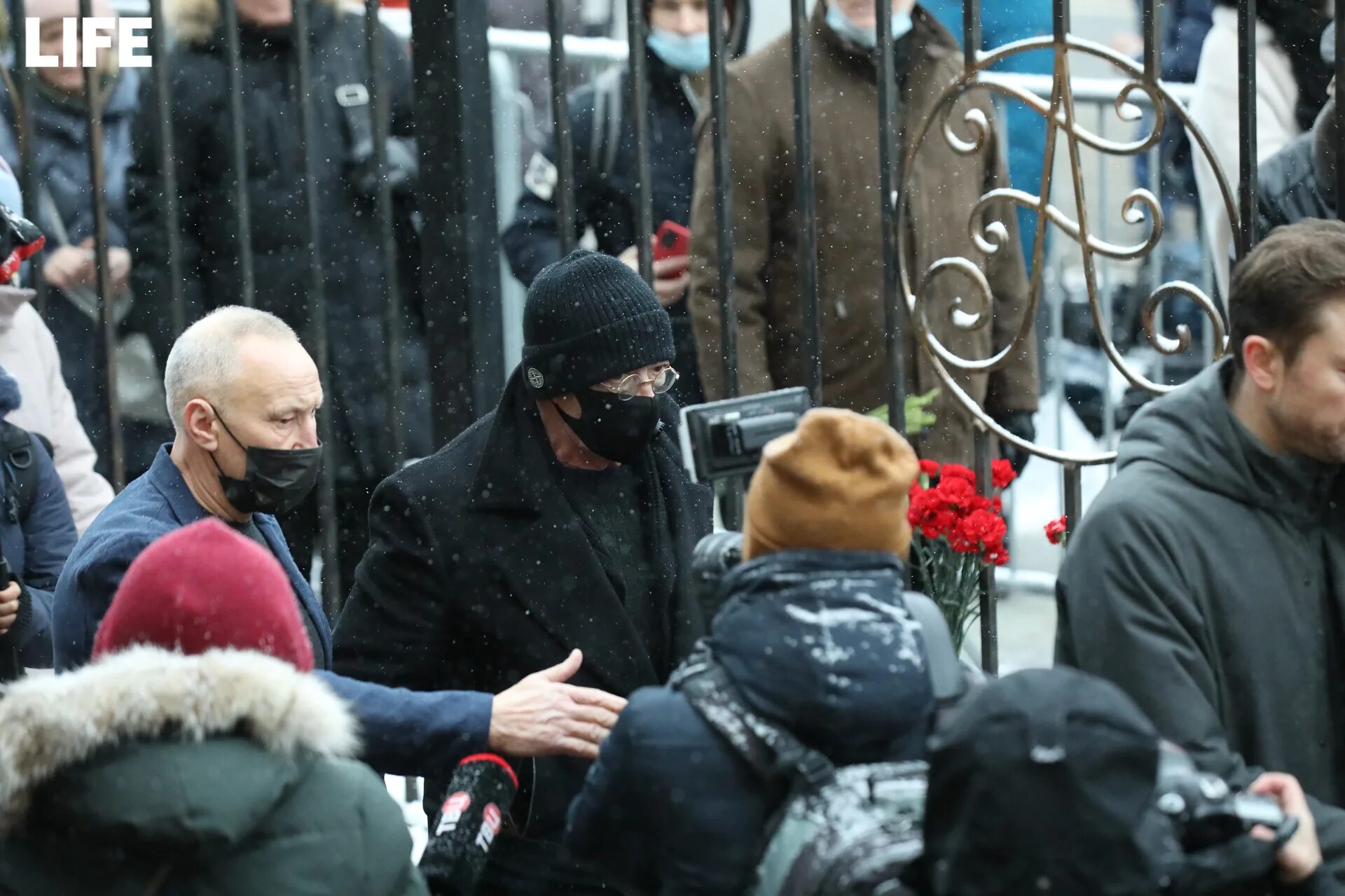 Церемония прощания с Александром Градским. Церемония прощания с музыкантом Александром Градским. В Москве простились с музыкантом Александром Шевченко. Церемония прощания с александром ширвиндтом