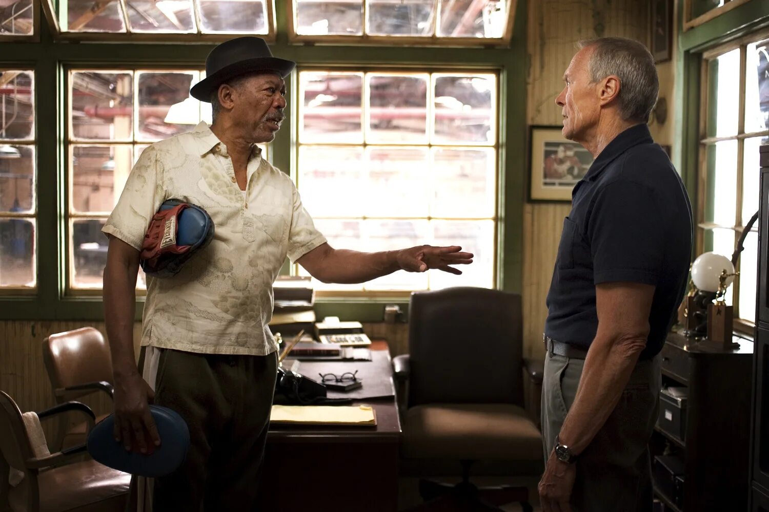 мэгги фицджеральд малышка на миллион. клинт иствуд малышка на миллион. малышка на миллион драма сша 2004. малышка на миллион драма сша 2004. роли миллион.