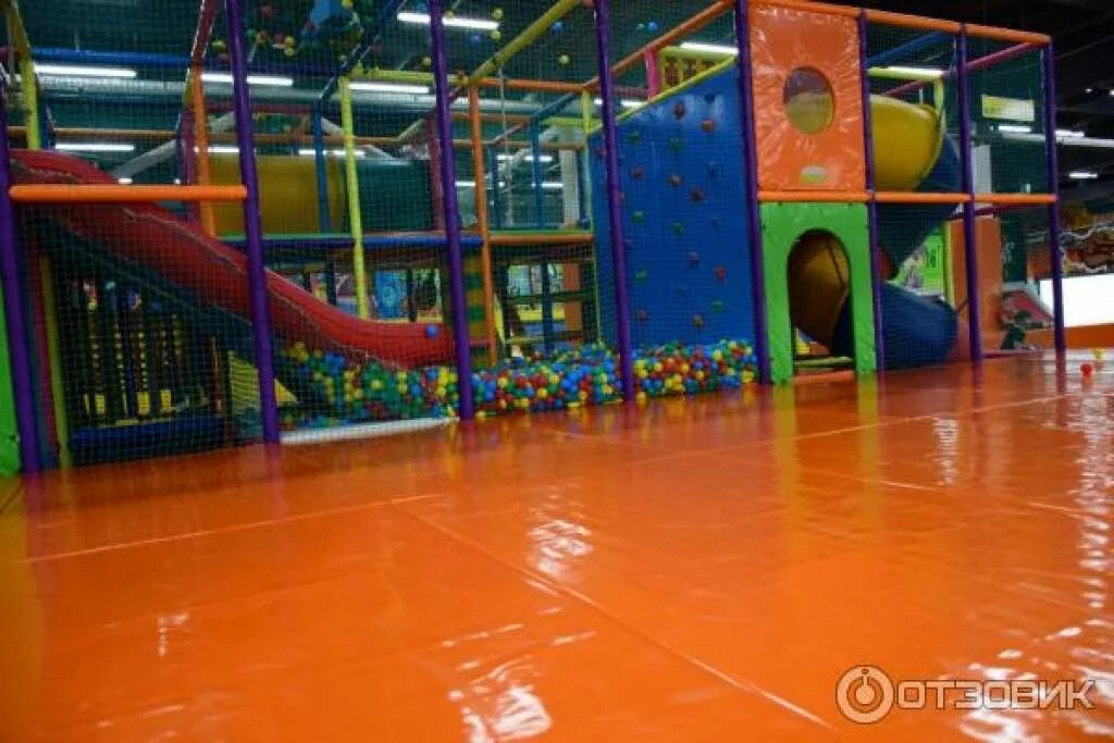 Колумбус батутный. Батутный центр в москве каширская плаза. Атмосфера батутный центр каширская плаза. Батутный парк атмосфера коламбус. Колумбус батутный.