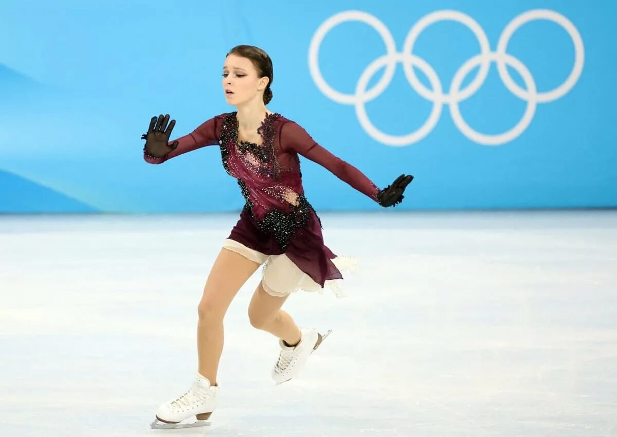 произвольная программа софьи муравьевой 2023. камила валиева фигурное катание 2022. одиночное катание женщины.