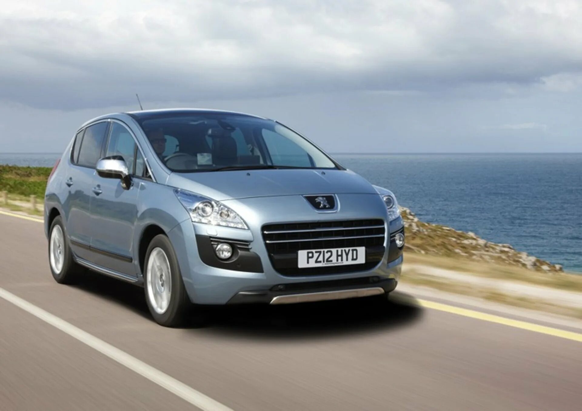 Пежо дизель 2014. Пежо 408. Peugeot 408 2013. Пежо дизель 2014. Пежо дизель 2014.