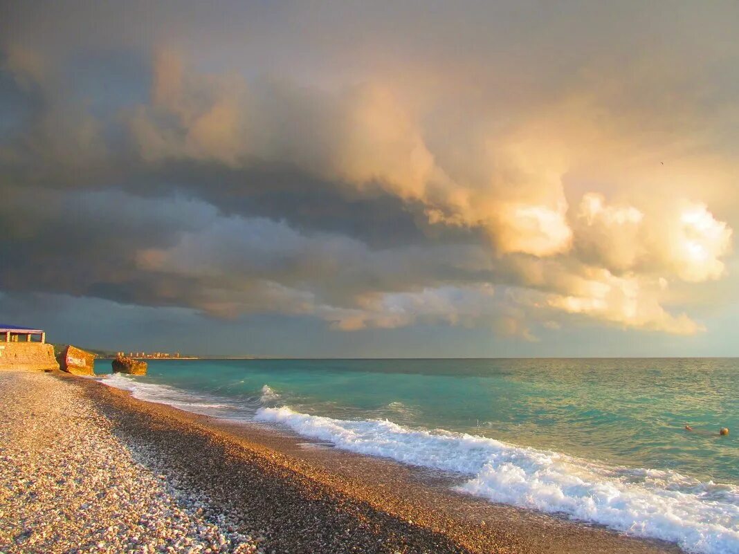 сухум абхазия пляж. пляж сухуми абхазия. пляж поселка алахадзе. абхазия сухум море. сухум абхазия пляж.