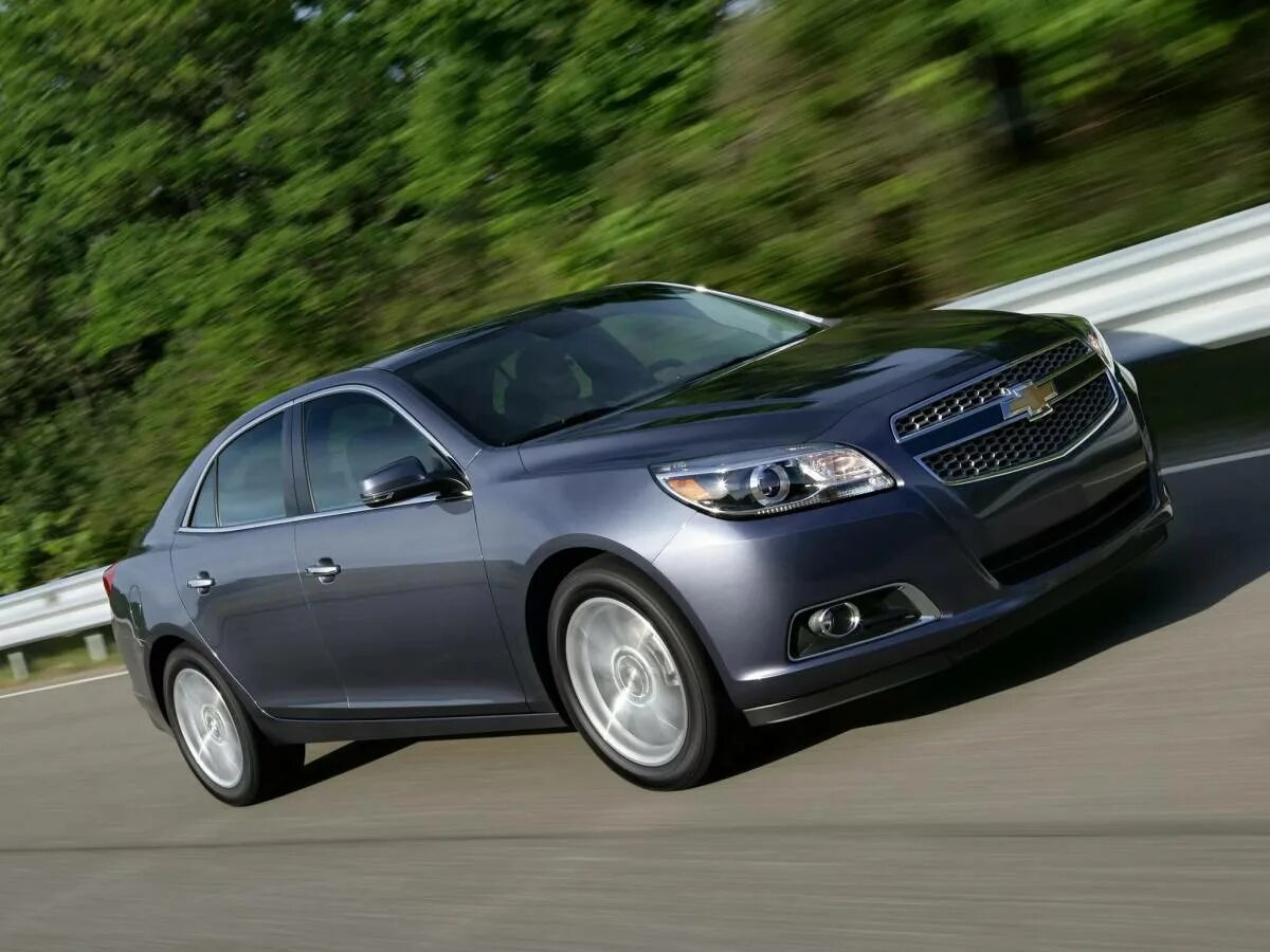 Chevrolet Malibu 2011. Chevrolet Malibu 2012. Chevrolet Malibu LTZ 2011. Chevrolet Malibu 2013. Снимаю легковой автомобиль