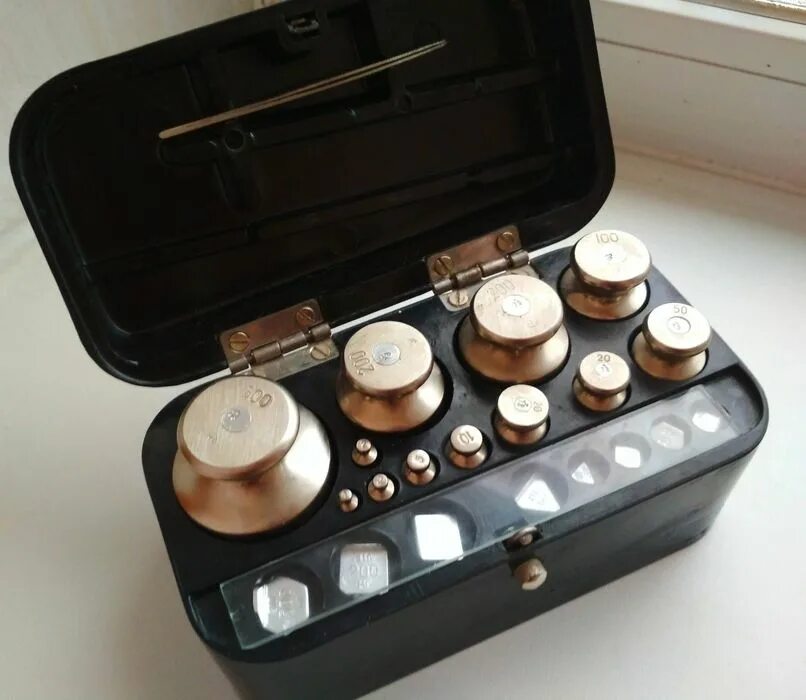 Набор кастрюль happy lady 24 carat. Evidence косметика. Гири г-4-1111-10. 10 госреестр. Набор луганск.