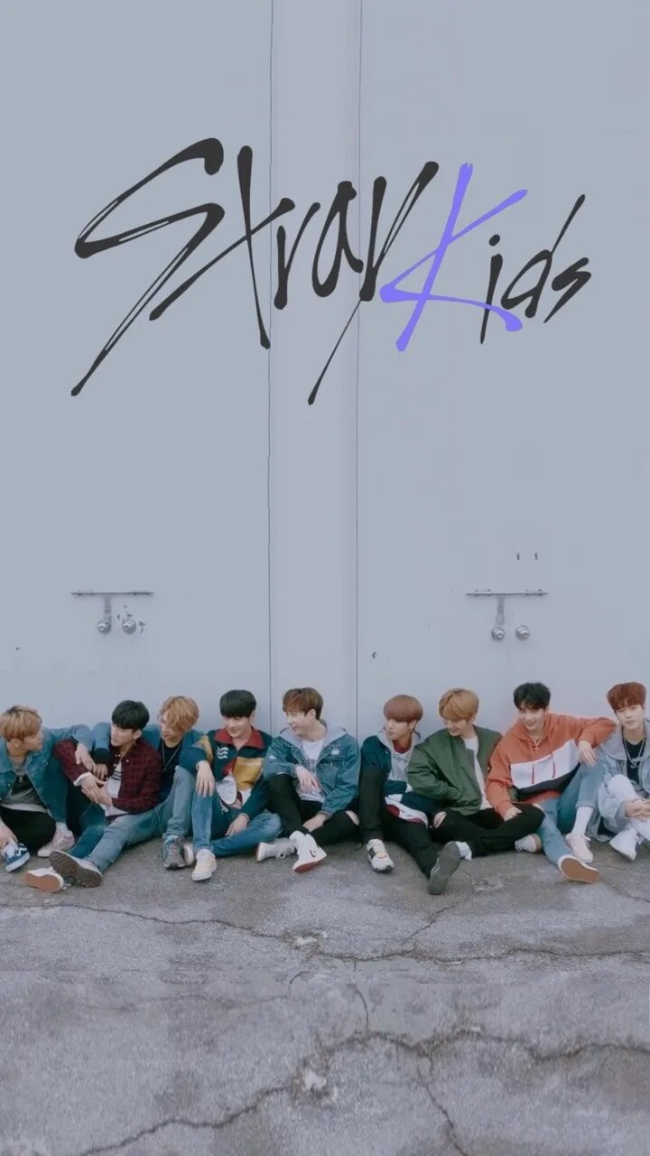 Stray kids telegram. Stray Kids участники. Кпоп Stray Kids. Любимые цвета участников Stray Kids. Эстетика stay Stray Kids.