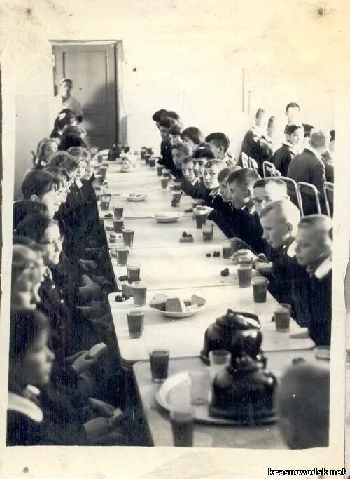 Советская школьная столовая. Школы интернаты в ссср. Ссср интернат. Красноводск. Школы интернаты в ссср.