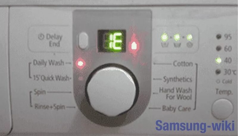 Почему стиральная машина выдает ошибку. Samsung стиральная машина 1e. Samsung машинка е1. Ошибка 1е в стиральной машине самсунг. Стиральная машинка Samsung wf8590 ошибка h1.