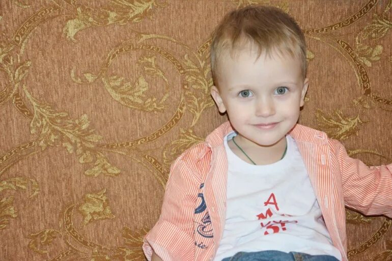 Ребенок 5 лет. Мальчик 3.5 года. 3 Года мальчику. 5 Лет мальчику.