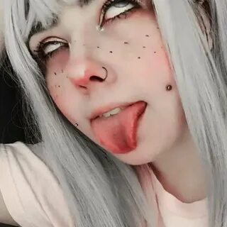 Ахегао девушки