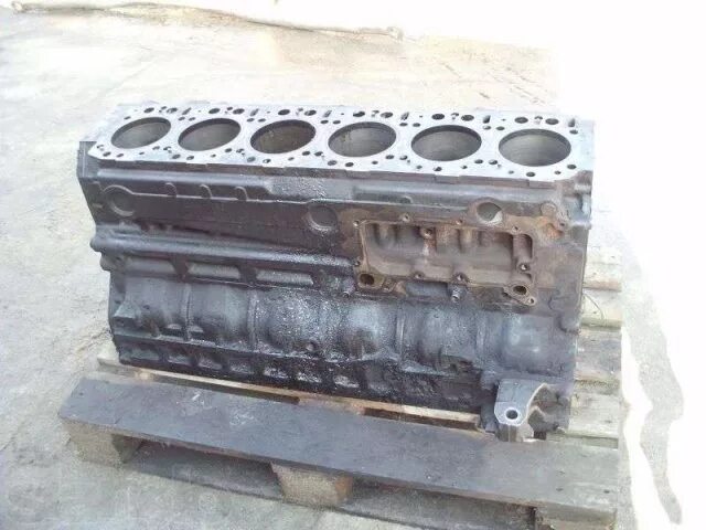 Блок двигателя ман тга. Блок цилиндров man tga 12.8. блок д2866. блок двс д2866. гбц man d2066.