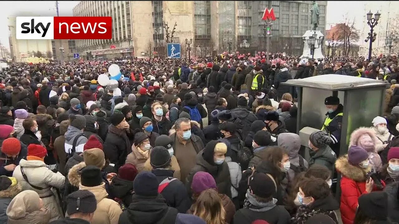 Митинг против санкций в Москве 20.04. Очередь на отпевание Навального на ютубе. Russia Mass protest of 2014. Прощание с навальным ютуб