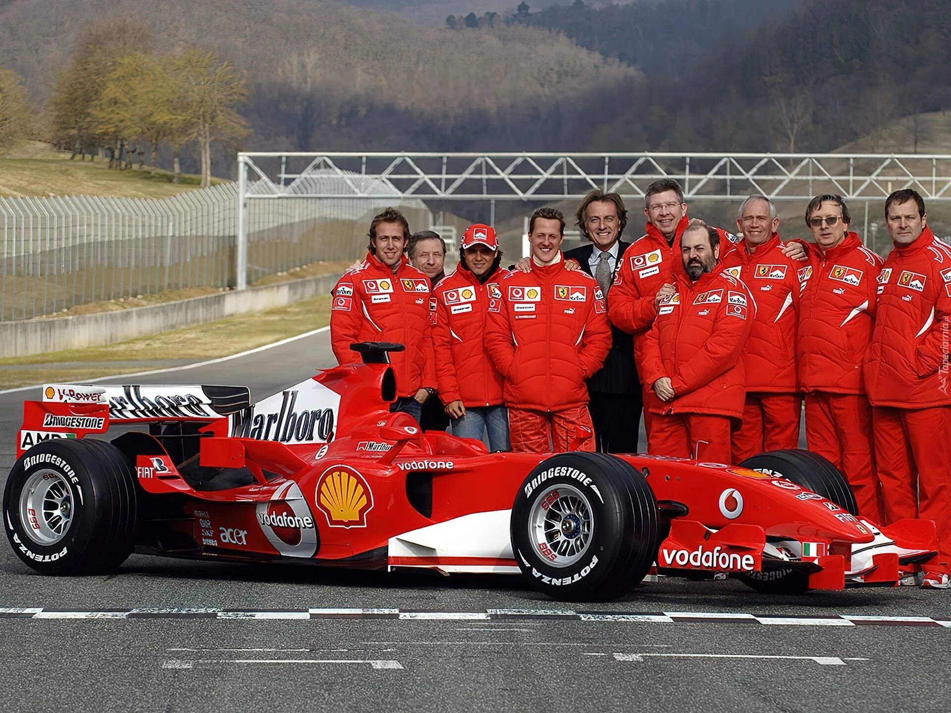 Формулы 1 5 класс. Команда Феррари ф1. Ferrari 248 f1. Scuderia Ferrari f1 Team. Болид Феррари 2006.