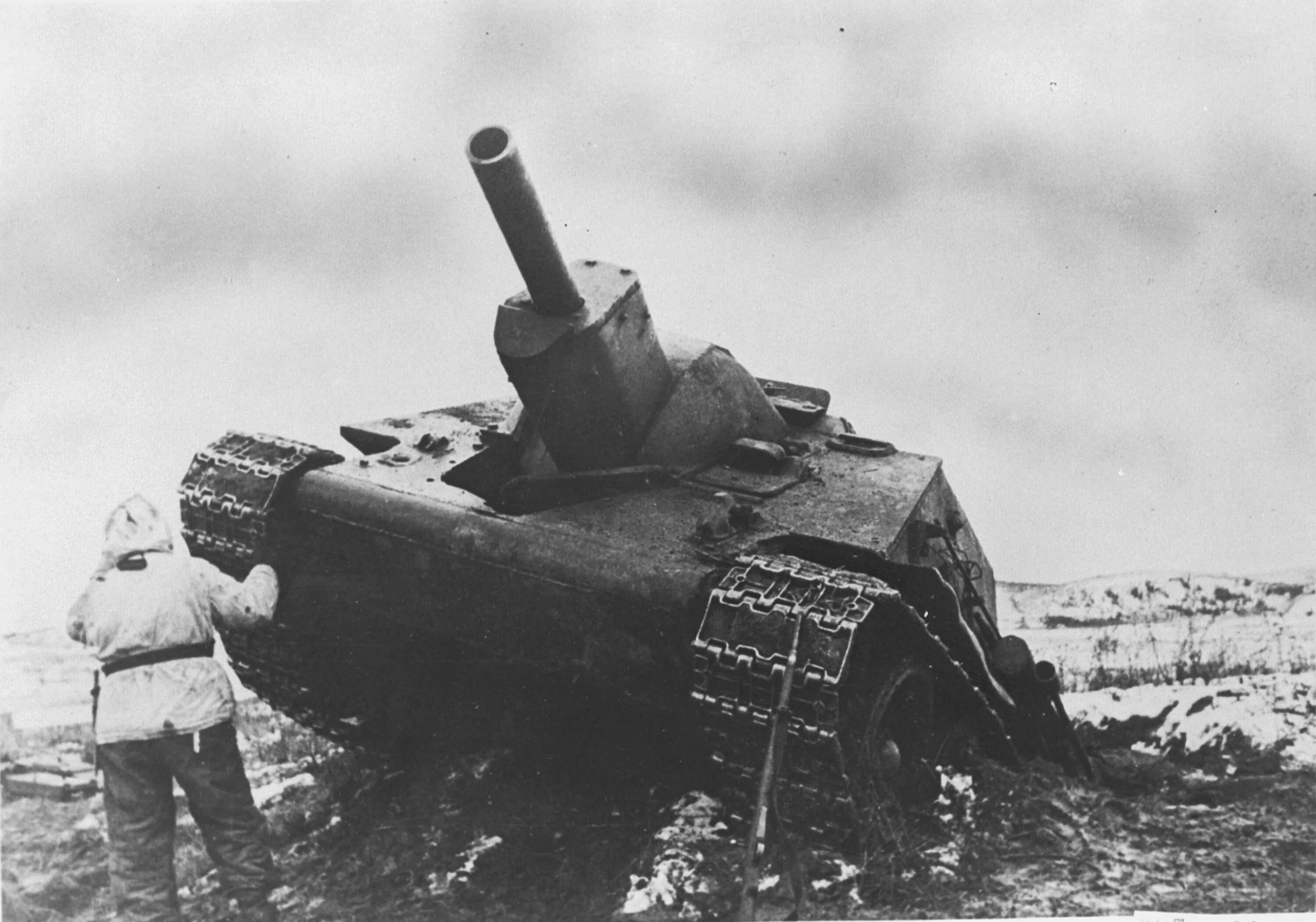 122 под. Самоходка су-122. танк су 122. су-122 самоходная артиллерийская установка. су 122 курская дуга.