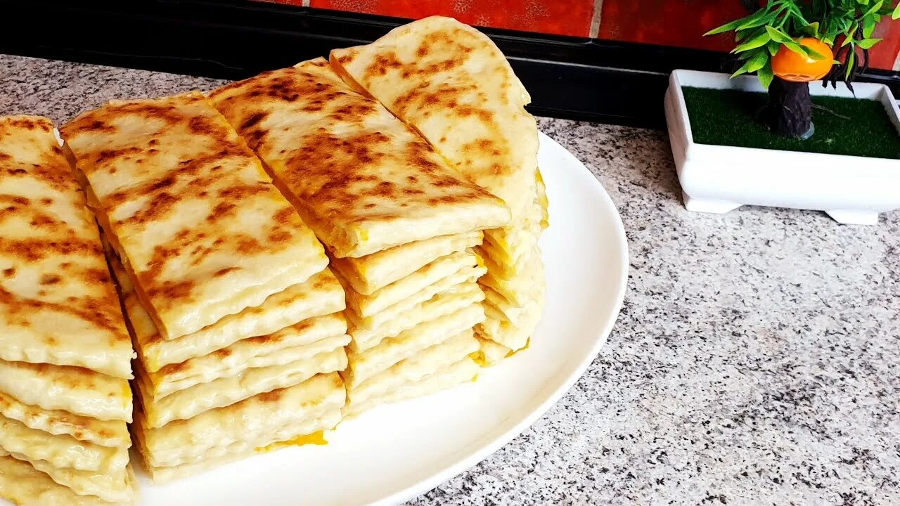 Хинглаш лепешка с тыквой. Лепешка кесадилья. Лепешки с тыквой. Хингалш и чепалгаш. Кесадилья с тыквой.