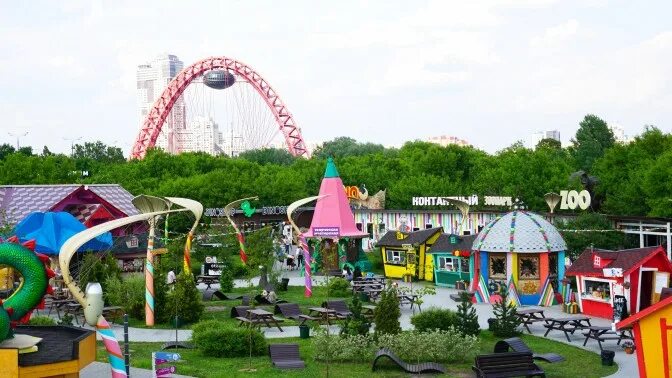 Парк сказка на Крылатской. М Крылатское парк сказка. Парк сказка Строгино. Парк сказка день рождения