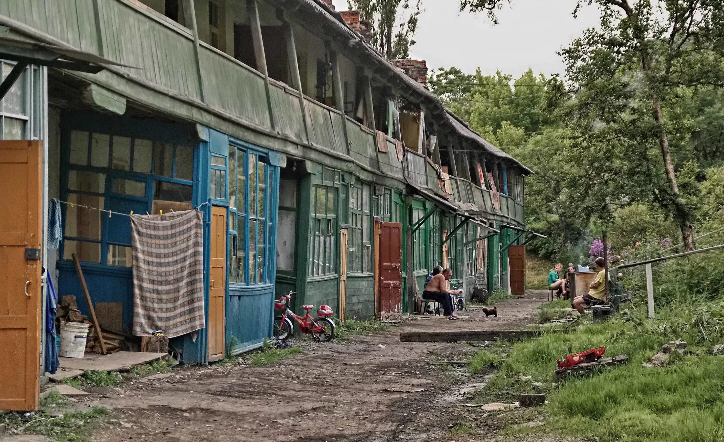 Погода на сегодня партизанск. Партизанск Приморский край. Партизанск площадь города. Зелёная клица Партизанск Приморский край. Село Авангард Приморский край.