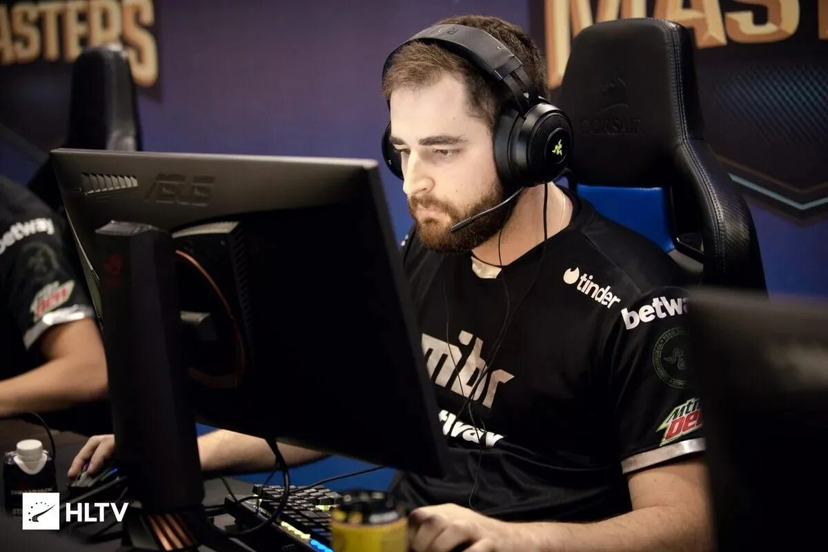 Габриэль fallen толедо. Papa fallen. Papa fallen. Fallen киберспортсмен. Fallen cs go.