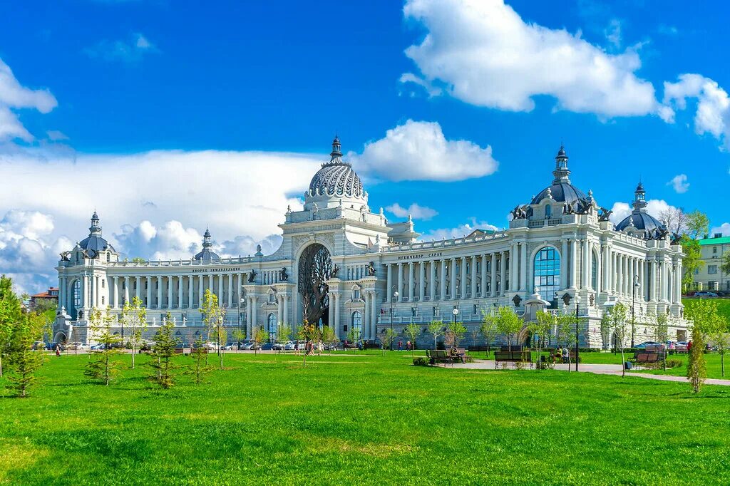 Троицкая и кутафья башня московского кремля александровский сад. Экскурсионный центр в александровском саду кассы 6. Путешествие по москве. 8. Экскурсионный центр.