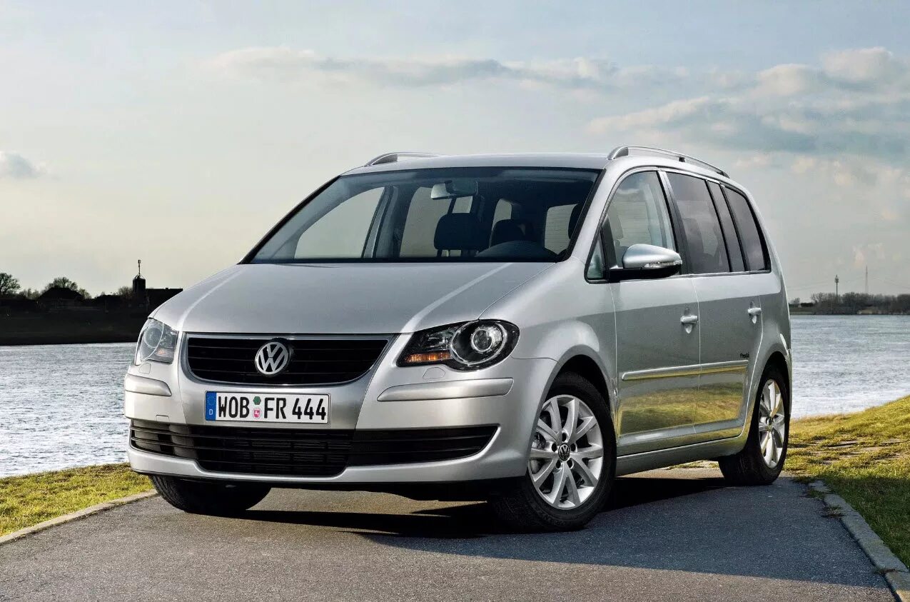 Фольксваген Туран. Фольксваген Туран 2009. Фольксваген Туран 2007. Volkswagen Touran компактвэны. Купить фольксваген туран бу