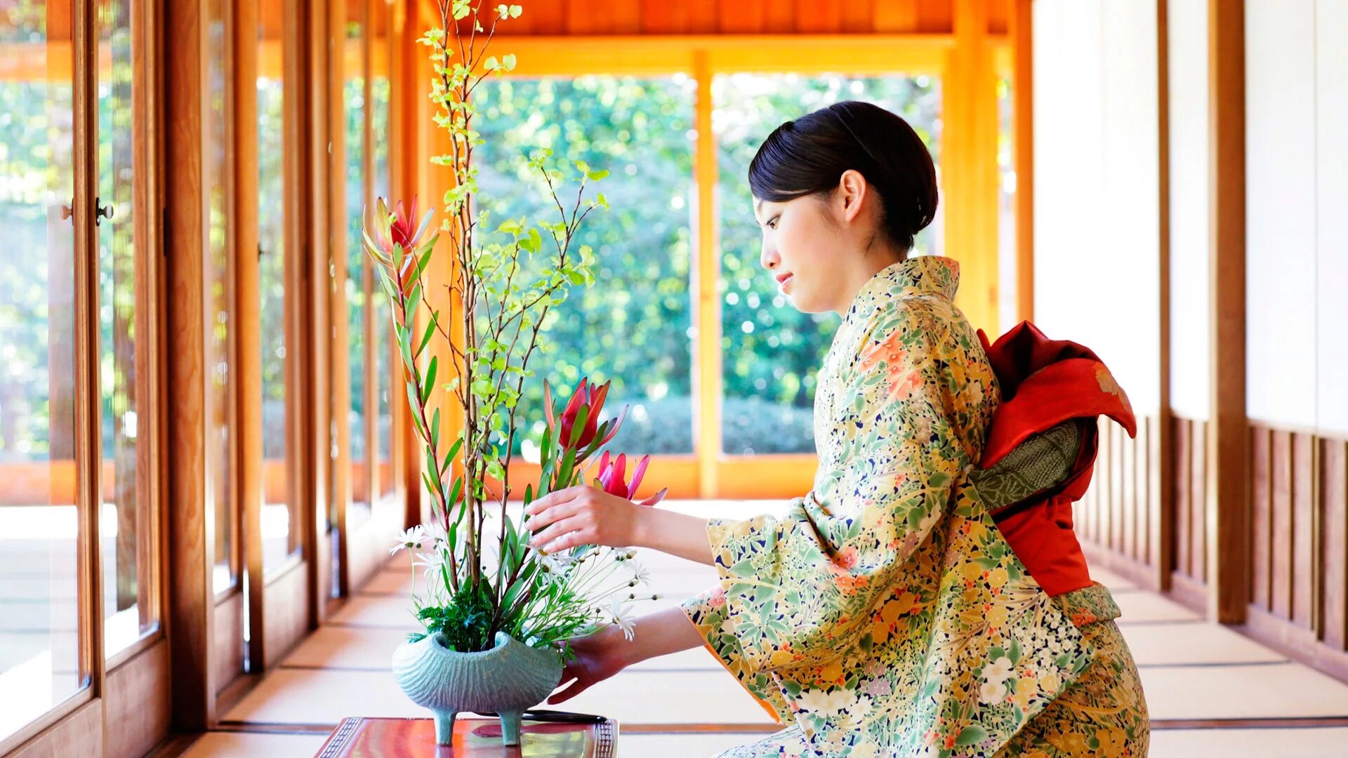 Japanese hijabs by Kobayashi Kaori: harmony of cultures