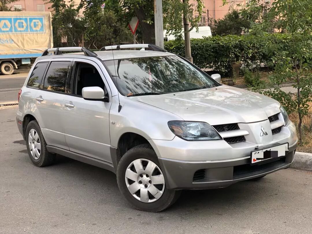 Mitsubishi outlander 2003. Мицубиси Аутлендер 2003. Mitsubishi Outlander 1. Митсубиши Аутлендер 2003. Mitsubishi Outlander 2003 года.