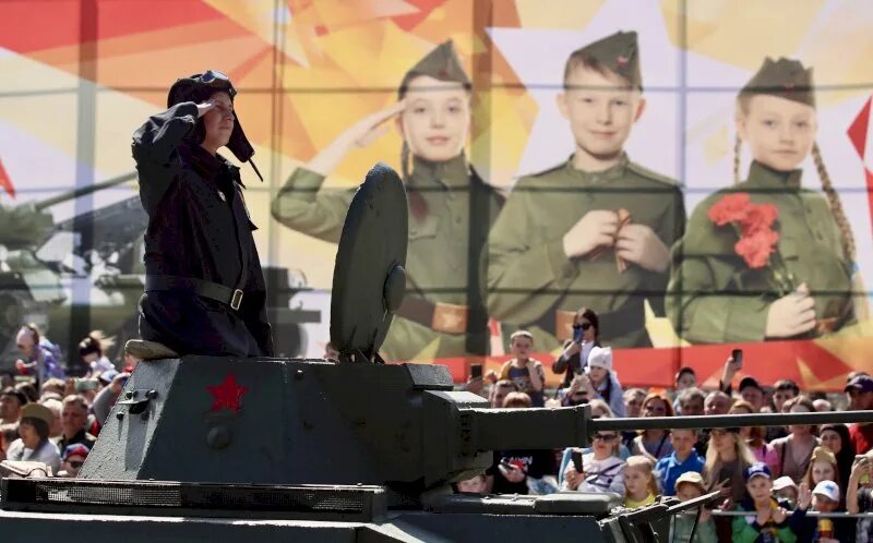 9 мая в пышме 2025. Верхняя пышма парад победы 2025 9 мая-. парад победы в верхней пышме 2025. парад в верхней пышме 2015. парад победы в верхней пышме.