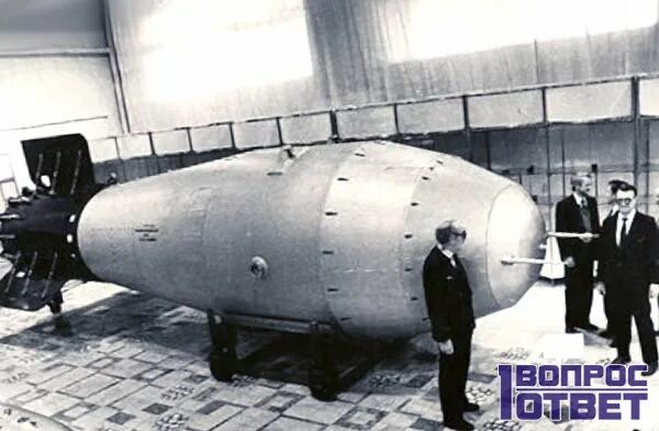 Водородная бомба Сахарова 1953. Первая водородная бомба СССР РДС 6с. Сахаров водородная бомба. Создателями советской водородной бомбы являлись