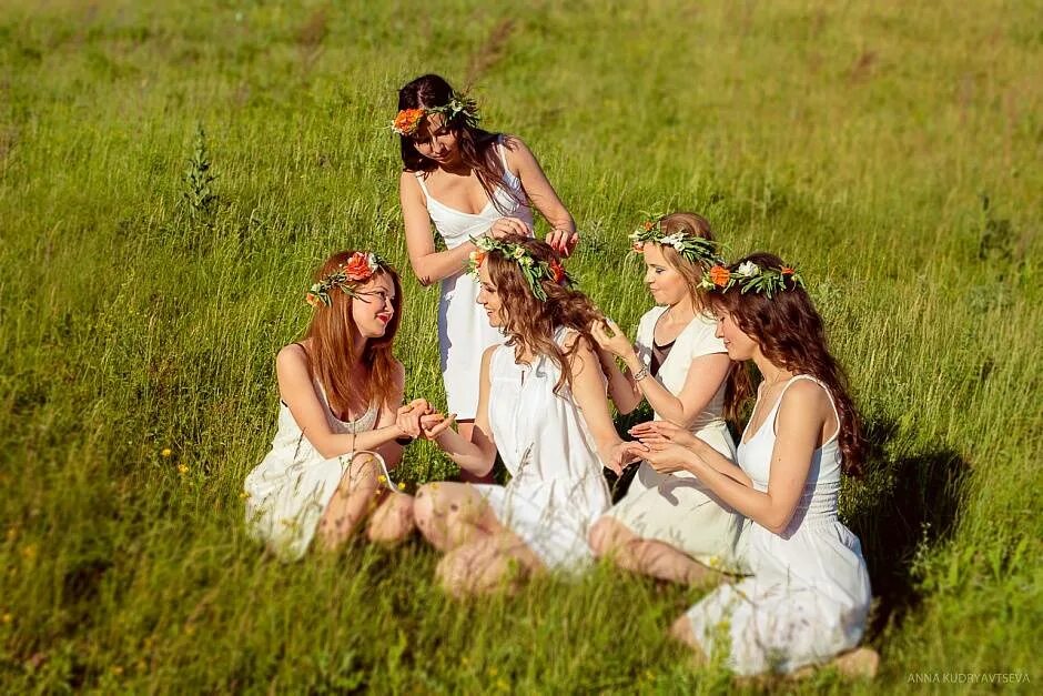Девишник перед свадьбой. Пижамная вечеринка девичник. Танец девичник. Фотосессия с подружками невесты. Танец девичник.