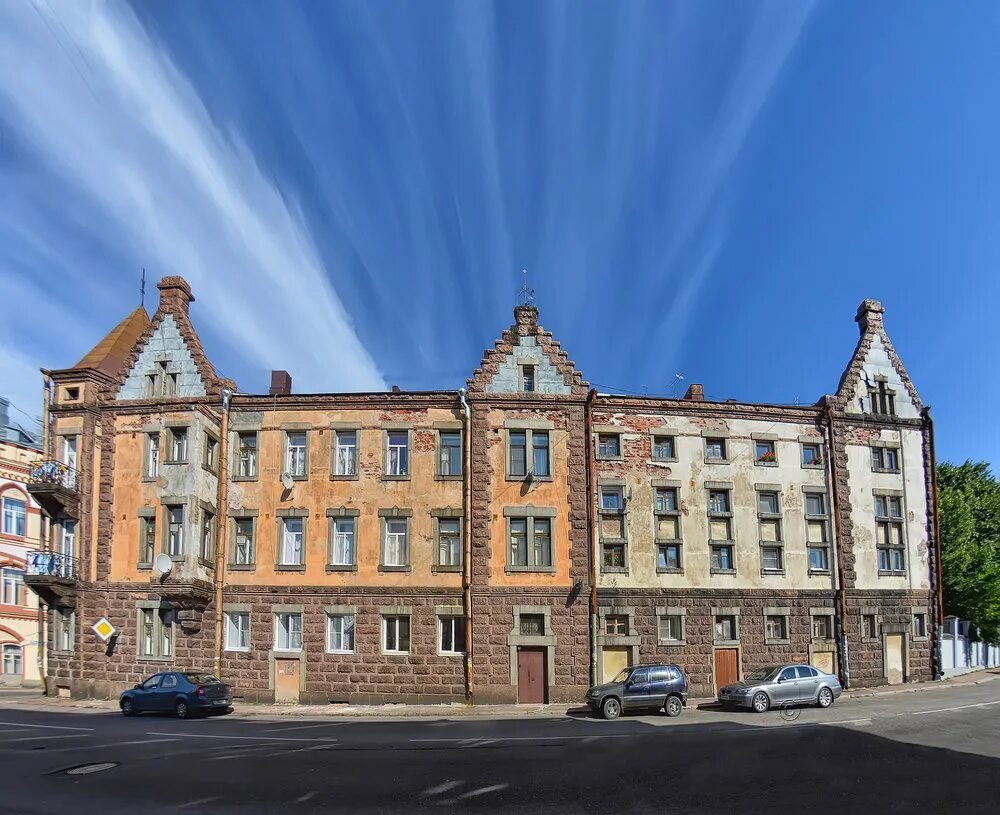 Выборг дом аннискелу. "ведьмин дом". Ведьмин дом выборг. "ведьмин дом". Выборг улица выборгская ведьмин дом.