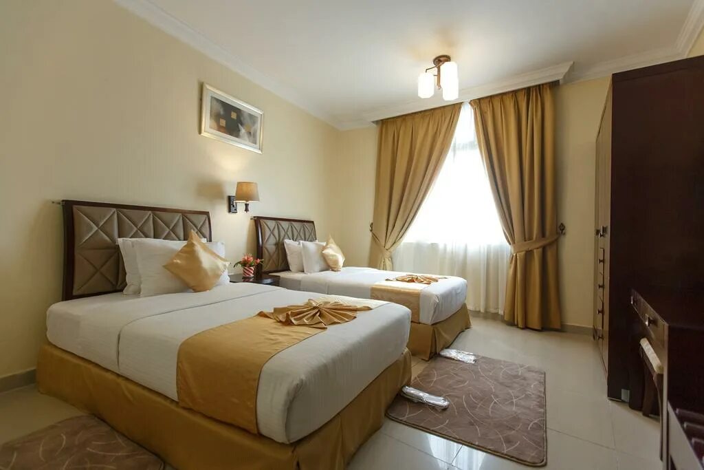 Отель бахи азман палас вип номер. Crown hotel 4. Crown hotel 4. Horizon club кипр. Crown hotel 4.