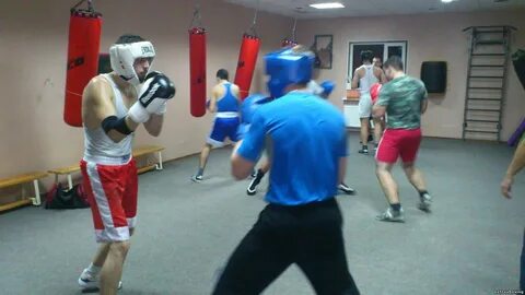 В спортивной школе открылась секция бокса разбор